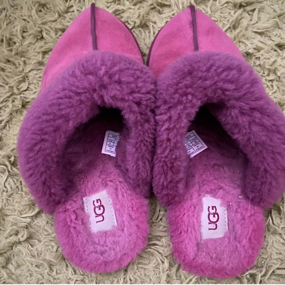 UGG Women's Scuffette II Slipper Size 10 - Picture 2 of 2